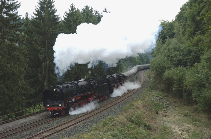 01 066 + 01 202 mit Sonderzug auf der Schiefen Ebene, 20.09.2008