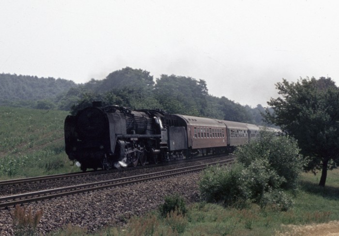 01 066 D 378 bei Gröbern, 13.07.1976