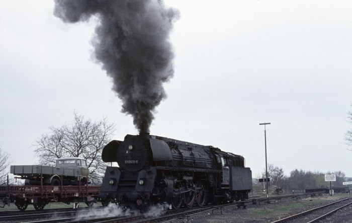 01 0509 Tv Lz ->Wittenberg, Ausfahrt Büchen, 16.04.1976