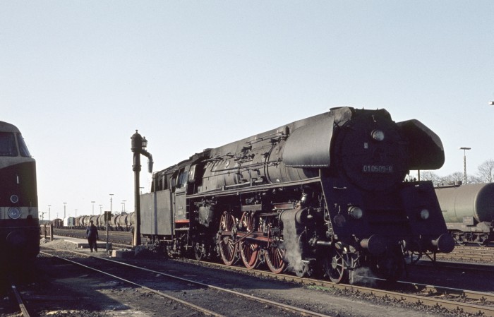 01 0509 in Büchen, am 19.04.1976