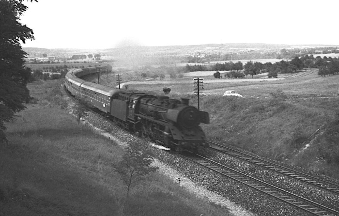 39 149 mit D 919 Richtung Stuttgart bei Nufringen, Juli 1966