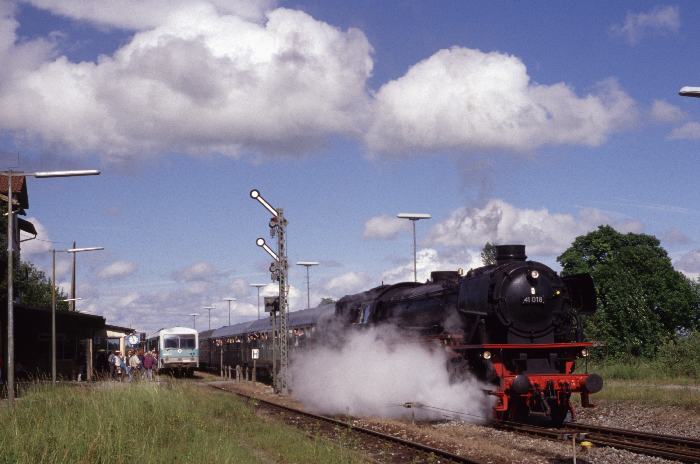 41 018 Ausfahrt Hochdorf (Schwarzwald), am 22.06.1997