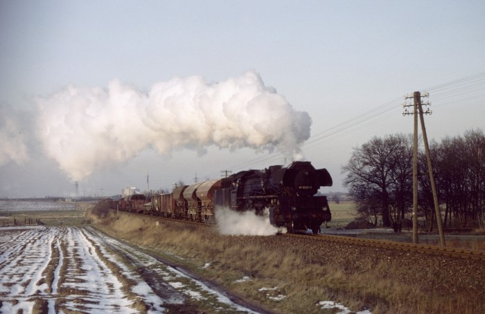 41 1055 mit Ng Salzwedel->Oebisfelde bei Sienau, 23.02.1983