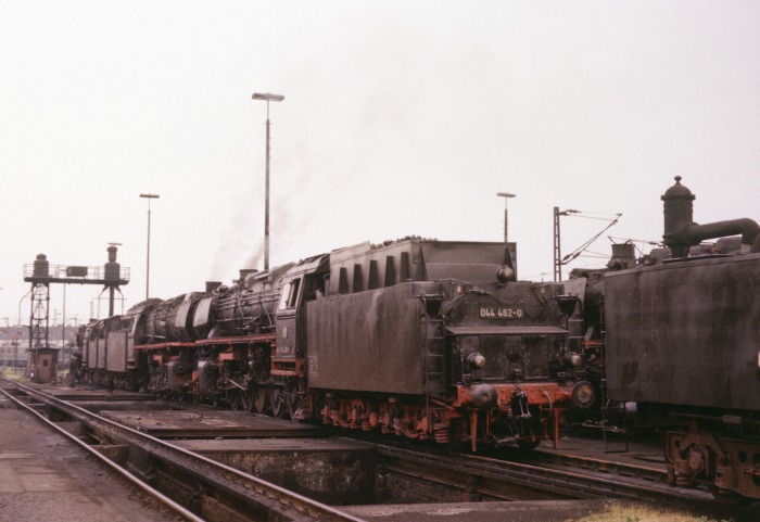 044 462 im Bw Lehrte, am 24.06.1975