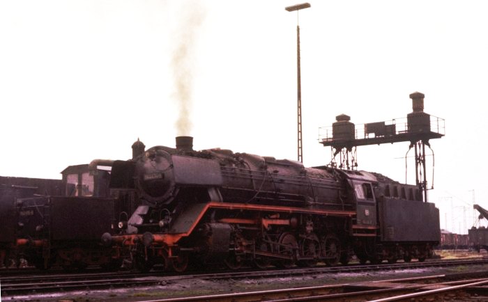 044 434 im Bw Lehrte am 24.06.1975