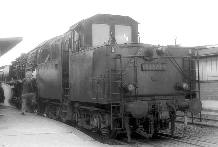 Kabinentender der 050 979 in Dannenberg, am 23.05.1974