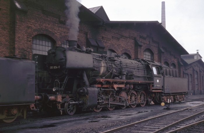 051 834 im Bw Saarbrücken, am 15.05.1975