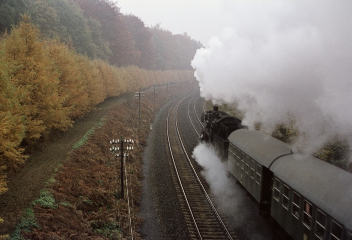 051 397 mit Militärzug bei Ebstorf, 08.11.1975