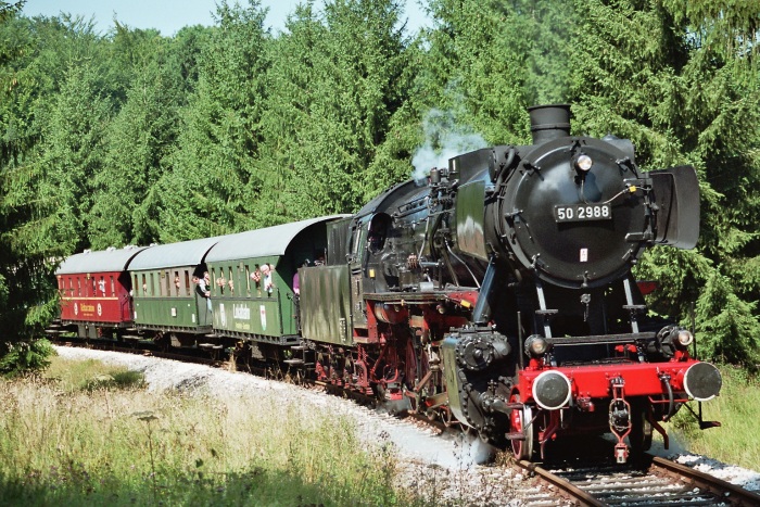 50 2988 hinter Amstetten im Wald, am 27.08.2005