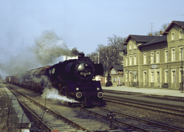 50 3624 mit Ng 61851 kurz nach der Ankunft im Bahnhof Karstädt, um 13:30h am 18.02.1984