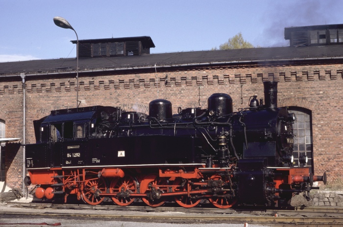 94 1292 im Bw Greiz, am 21.09.1990