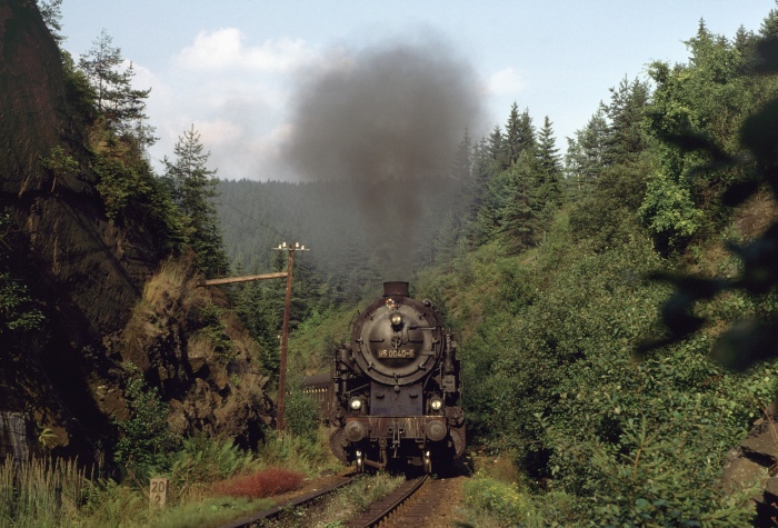 95 0040 mit P 18005 im Einschnitt am Finstern Grund, am 22.08.1978