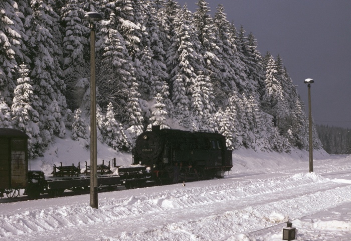 95 0043 rangiert in Ernstthal, am 14.01.1979