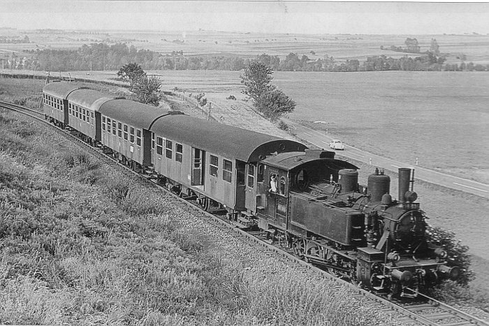 98 886 mit P 3947 bei Saal, am 05.07.1967