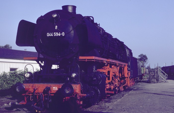 044 594 auf einer Ausstellung in Bergedorf-Süd, am 17.06.1979