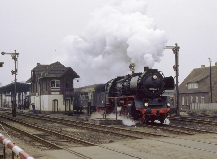 50 3545 Ausfahrt Parchim, am 09.03.1991 50 3545 Ausfahrt Parchim, am 09.03.1991
