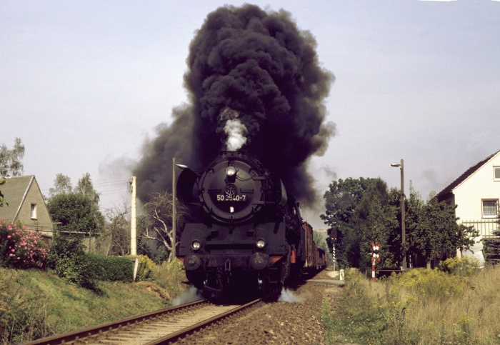 50 3540 mit Ng 61348 bei Miltitz-Roitzschen, 05.09.1982 50 3540 mit Ng 61348 bei Miltitz-Roitzschen, 05.09.1982