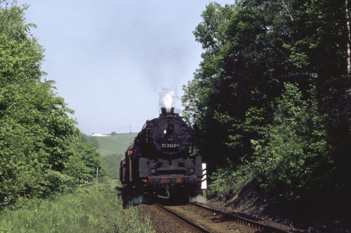 50 3543 mit Ng 62335 bei Steina, um 12:10h am 17.05.1983 50 3543 mit Ng 62335 bei Steina, um 12:10h am 17.05.1983