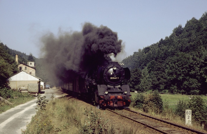 50 3661 mit P 17624 hinter Bockau, 29.08.1983 50 3661 mit P 17624 hinter Bockau, 29.08.1983