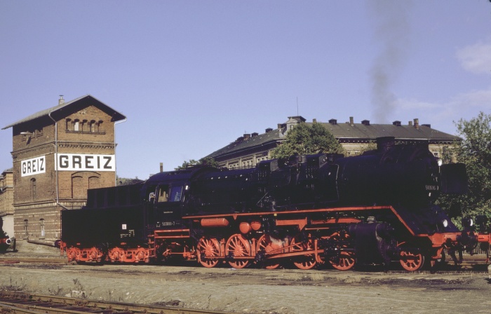 50 3688 im Bw Greiz, 21.09.1990 50 3688 im Bw Greiz, 21.09.1990