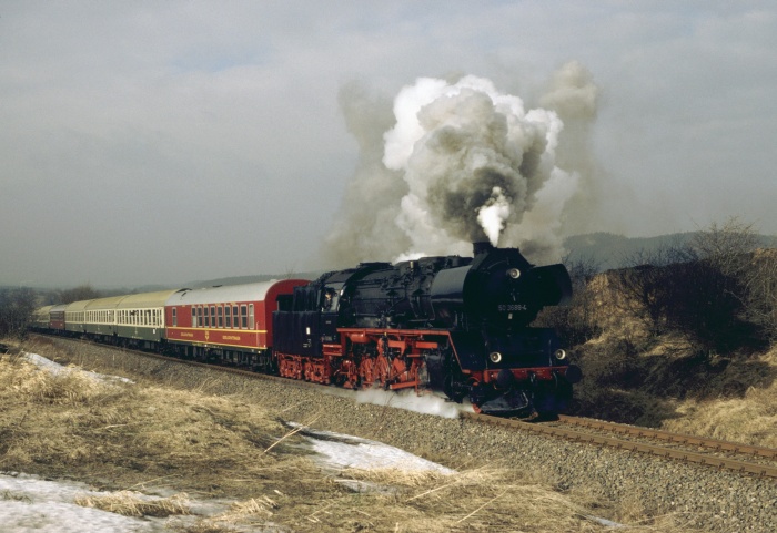 50 3688 mit Sonderzug bei Georgenthal, 09.02.1997 50 3688 mit Sonderzug bei Georgenthal, 09.02.1997