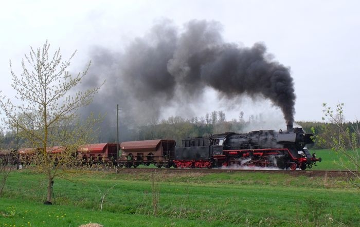 50 0072 mit Güterzug DGz 91708 (Immelborn ->Eisenach) Ausfahrt Oberrohn, um 11:36h am 11.04.2014 50 0072 mit Güterzug DGz 91708 (Immelborn ->Eisenach) Ausfahrt Oberrohn, um 11:36h am 11.04.2014
