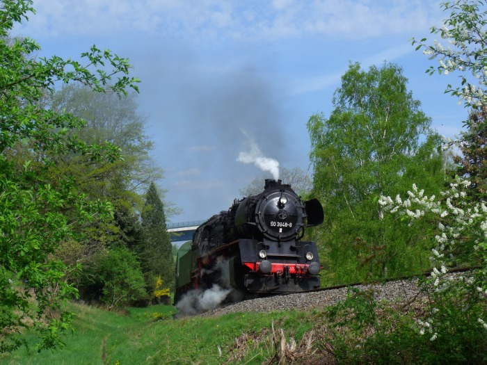 50 3648 mit EAB-Zug Nr.62277 hinter Ausfahrt Markersbach, um 9:35h am 29.04.2018