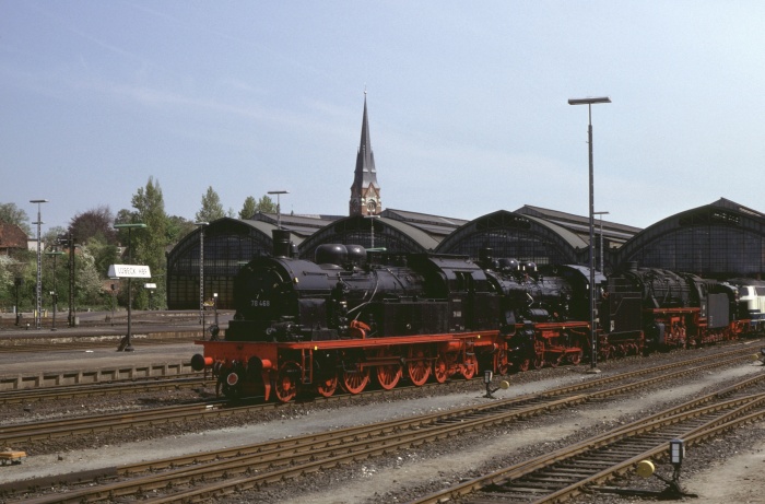 78 468 in Lübeck Hbf, am 15.05.1980