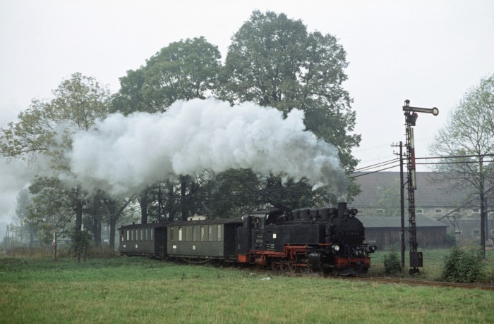 99 1776 mit P 69915, Ausfahrt Dippoldiswalde, am 13.10.1976