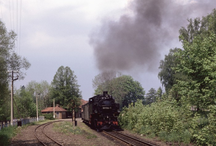 99 1734 mit P 14265 Abfahrt in Malter, am 10.05.1990